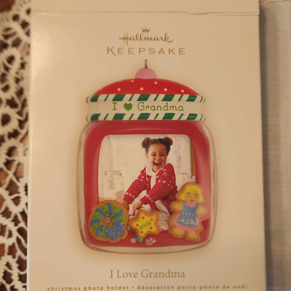 Hallmark Keepsake Red and Green 'I Love Grandma' Ornament